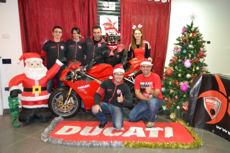Buon Natale 1a.Video Ducati Di Buon Natale 2012 Ducati Sardinia D O C